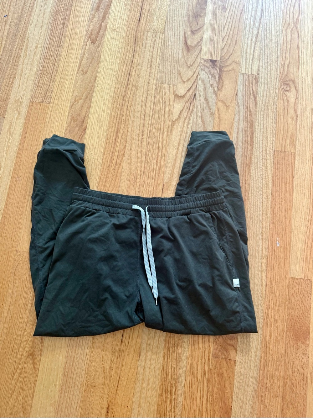 Vuori joggers